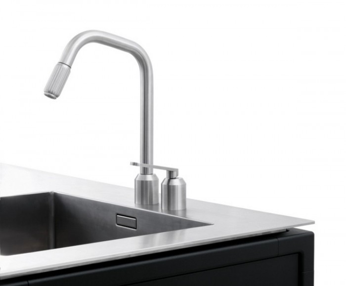 modern-minimlist-stainless-steel-kitchen-by-vipp-stylish-faucet-5