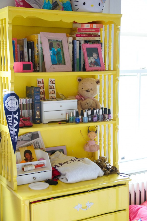 THE YELLOW HUTCH WAS TRANSFORMED INTO  A WHITE AND GOLD DIPPED HUTCH!