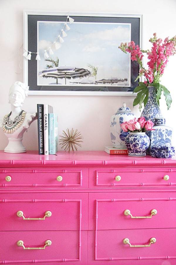 CHARMING IN CHARLOTTE - GUEST ROOM MAKEOVER - I GASPED SO LOUD WHEN I SAW THIS DRESSER THAT I TURNED HEADS IN THE COFFEE SHOP!!!