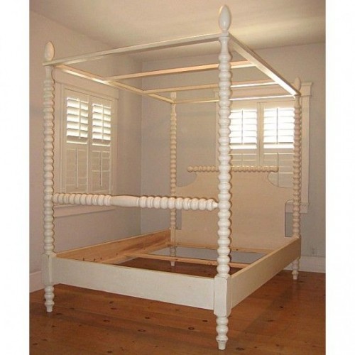 Gwendoline Spindle Canopy Bed  by Bradshaw Kirchofer 