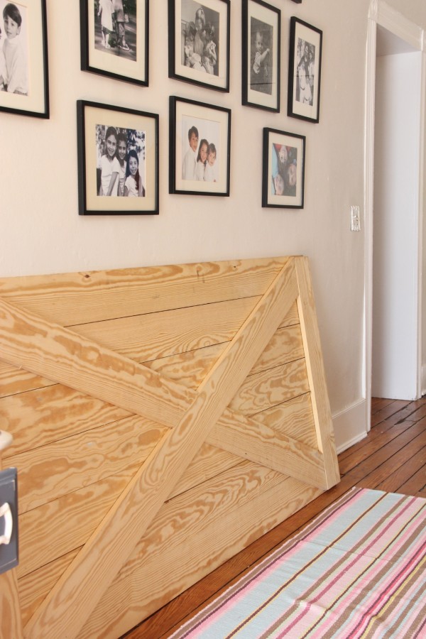 MONDAY MAKEOVER – SHUT THE MASTER BATHROOM BARN DOOR – My Old Country House