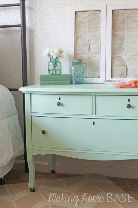 MINT PAINTED NIGHTSTAND...FOLLOW THIS BLOG!!!