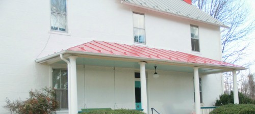 RED ROOF